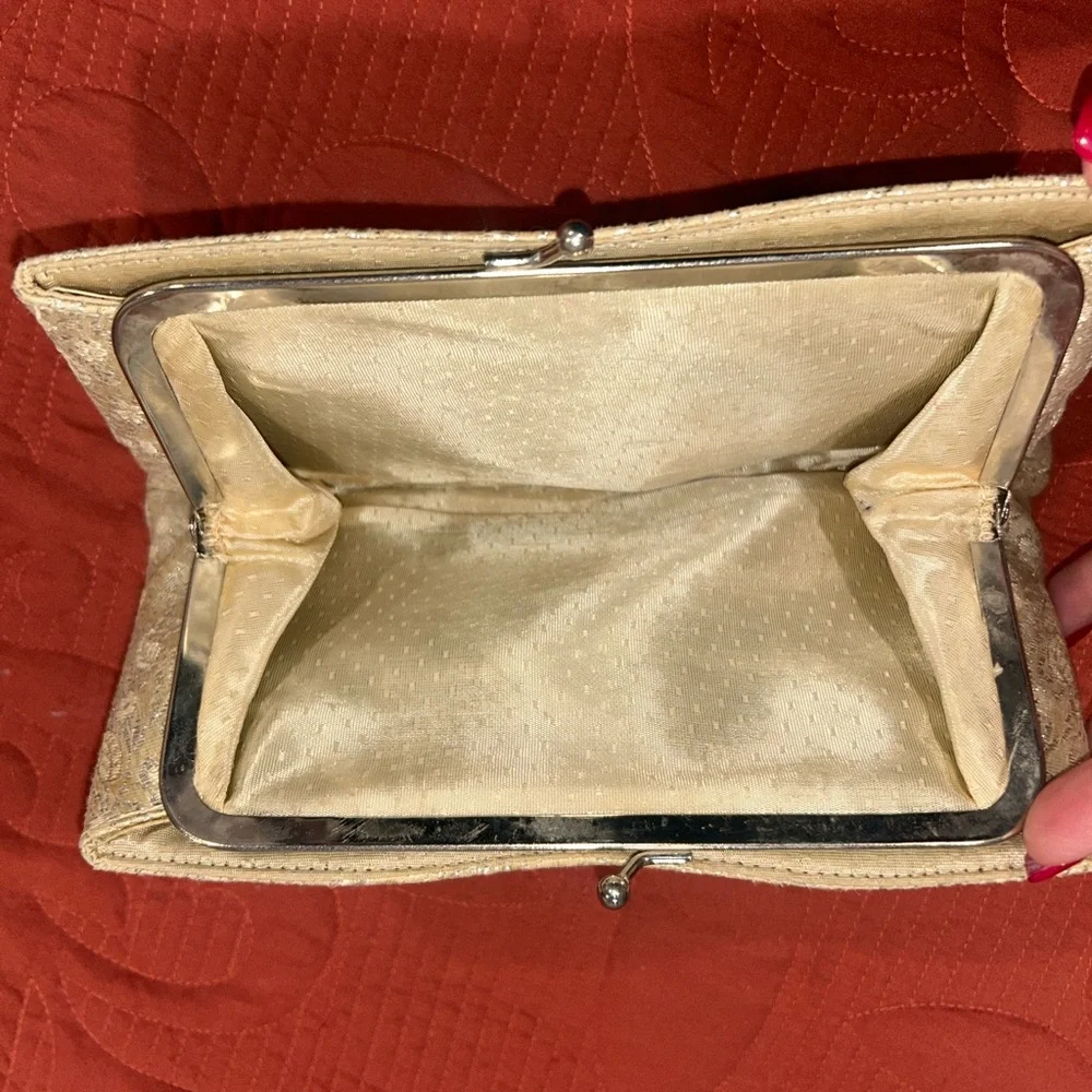Vintage Women’s‎ Clutch Purse Metallic Details